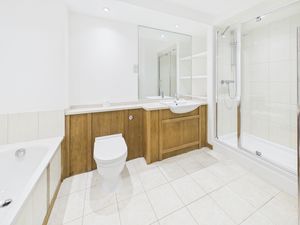 BATHROOM- click for photo gallery